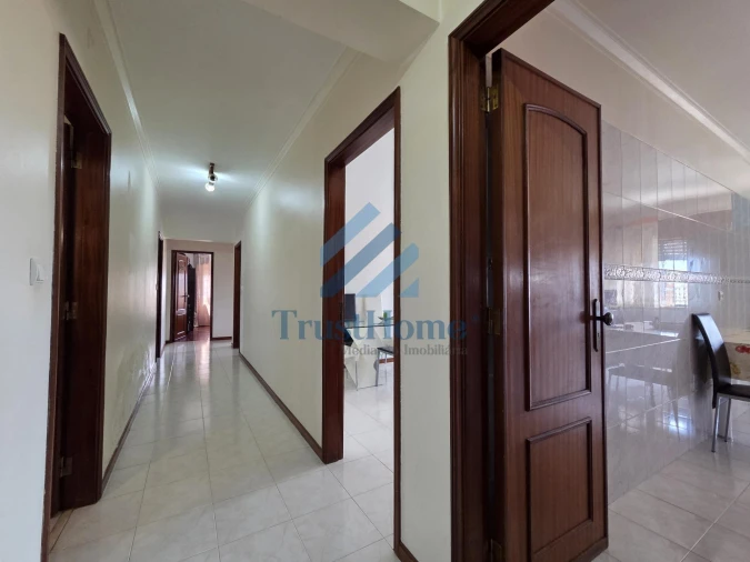 Apartamento T3 para Venda em Agualva e Mira-Sintra Foto 6