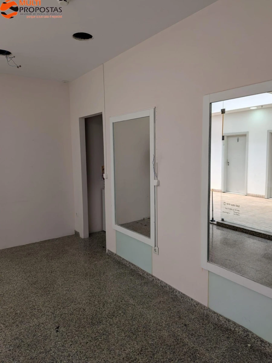Negócio para Venda em Braga (São José de São Lázaro e São João do Souto) Foto 2