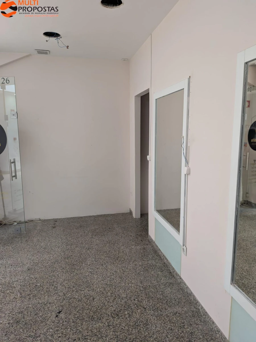 Negócio para Venda em Braga (São José de São Lázaro e São João do Souto) Foto 3