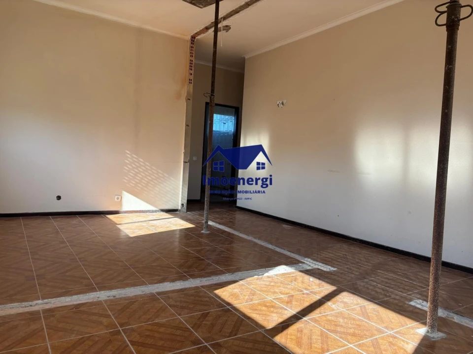 Moradia T1 para Venda em Arvore Foto 19