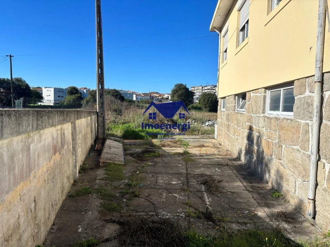 Moradia T1 para Venda em Arvore Foto 7
