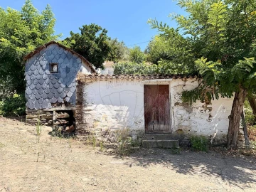 Quinta T0 para Venda em Ervedosa do Douro