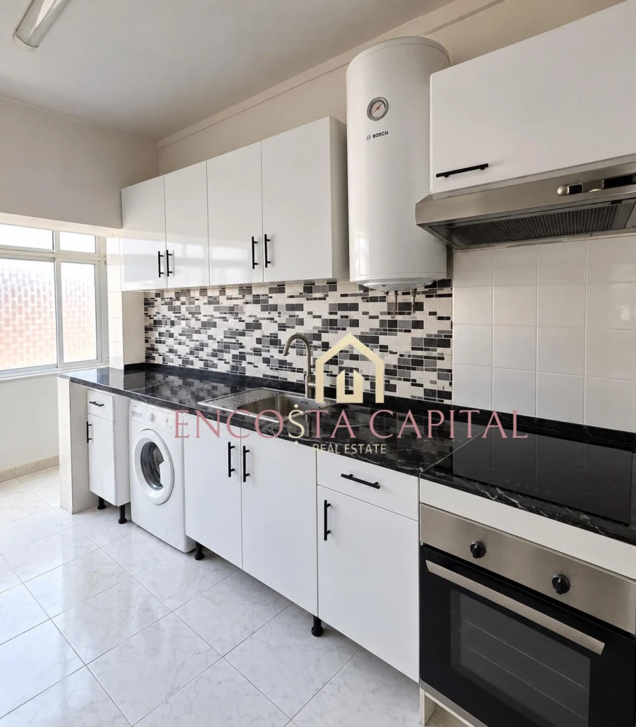 Apartamento T2 para Venda em Alto do Seixalinho, Santo André e Verderena Foto 2