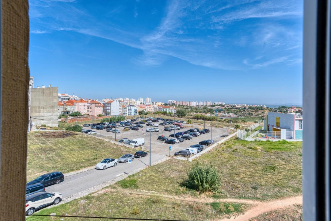 Apartamento T2 para Venda em Beato Foto 5
