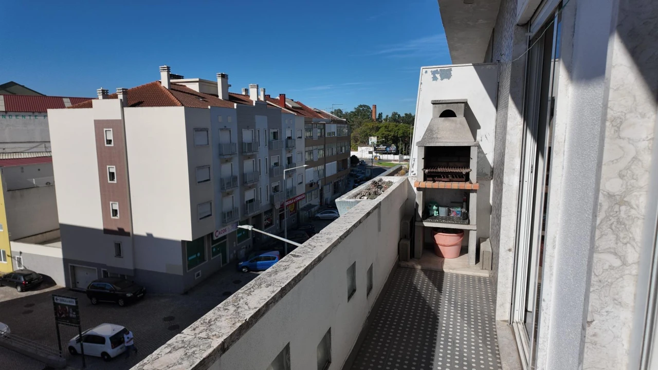 Apartamento T4 para Venda em Seixal, Arrentela e Aldeia de Paio Pires Foto 10