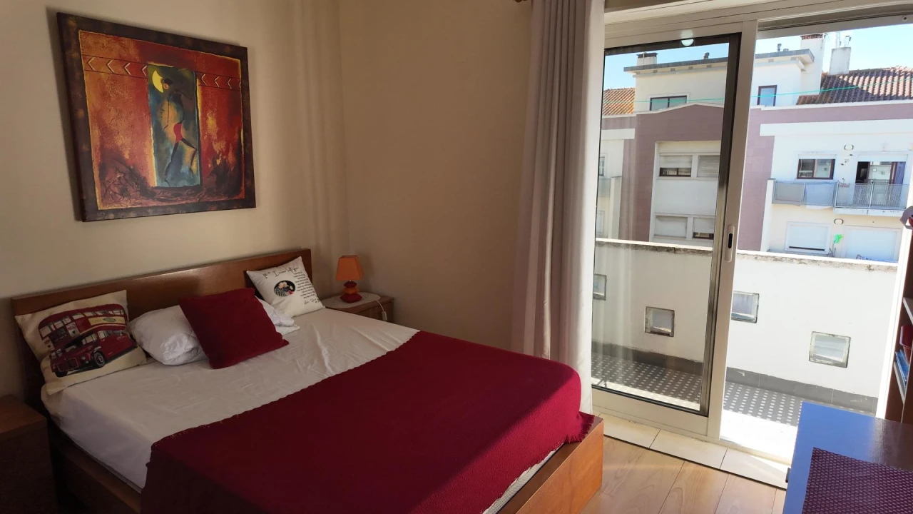 Apartamento T4 para Venda em Seixal, Arrentela e Aldeia de Paio Pires Foto 13