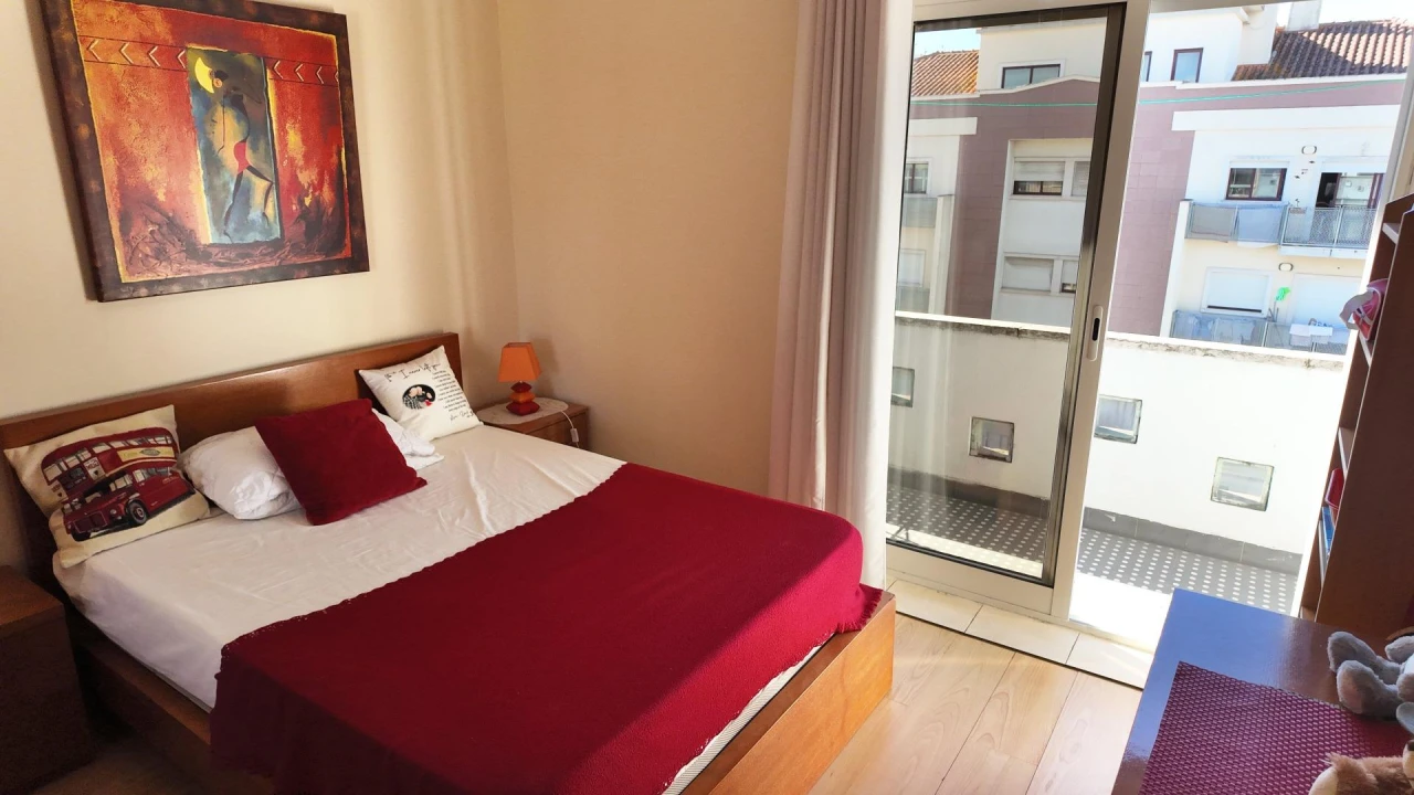 Apartamento T4 para Venda em Seixal, Arrentela e Aldeia de Paio Pires Foto 13