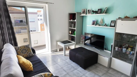 Apartamento T4 para Venda em Seixal, Arrentela e Aldeia de Paio Pires