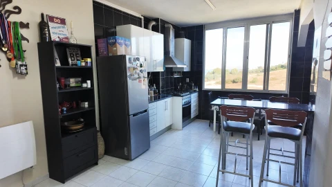 Apartamento T4 para Venda em Seixal, Arrentela e Aldeia de Paio Pires