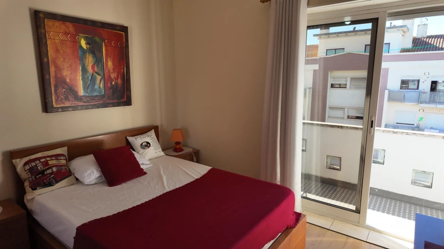 Apartamento T4 para Venda em Seixal, Arrentela e Aldeia de Paio Pires Foto 11