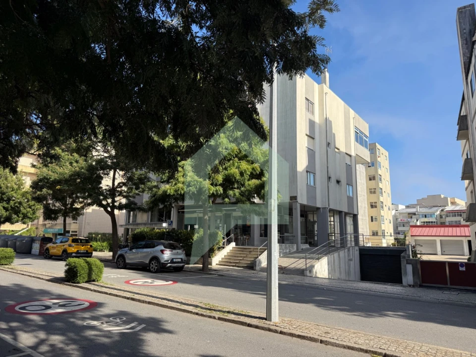 Apartamento T3 para Venda em Póvoa de Varzim, Beiriz e Argivai Foto 3
