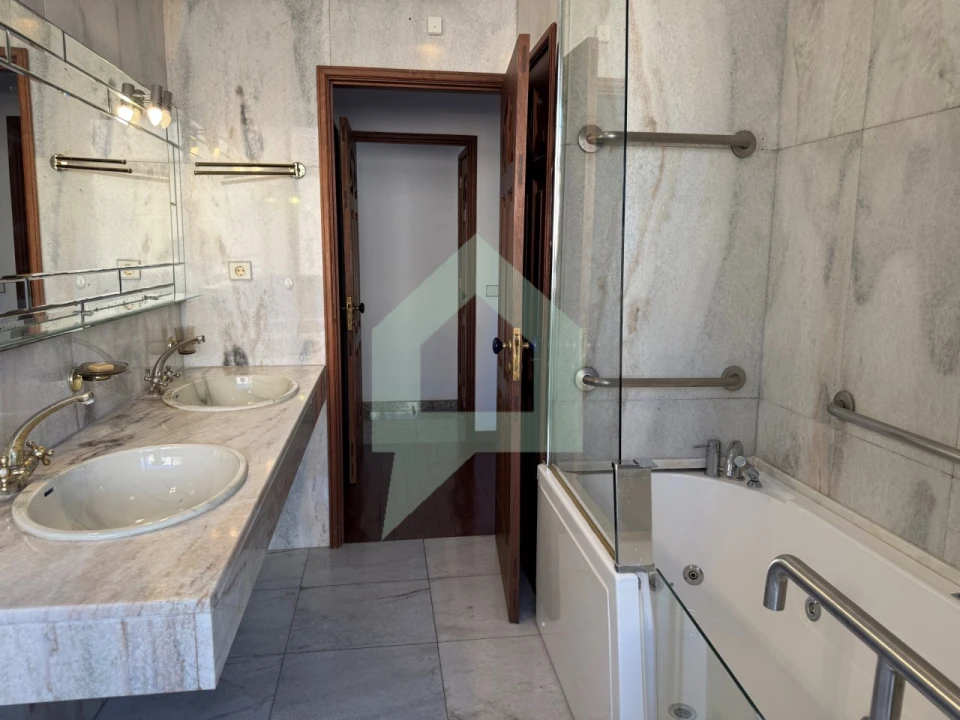 Apartamento T3 para Venda em Póvoa de Varzim, Beiriz e Argivai Foto 16