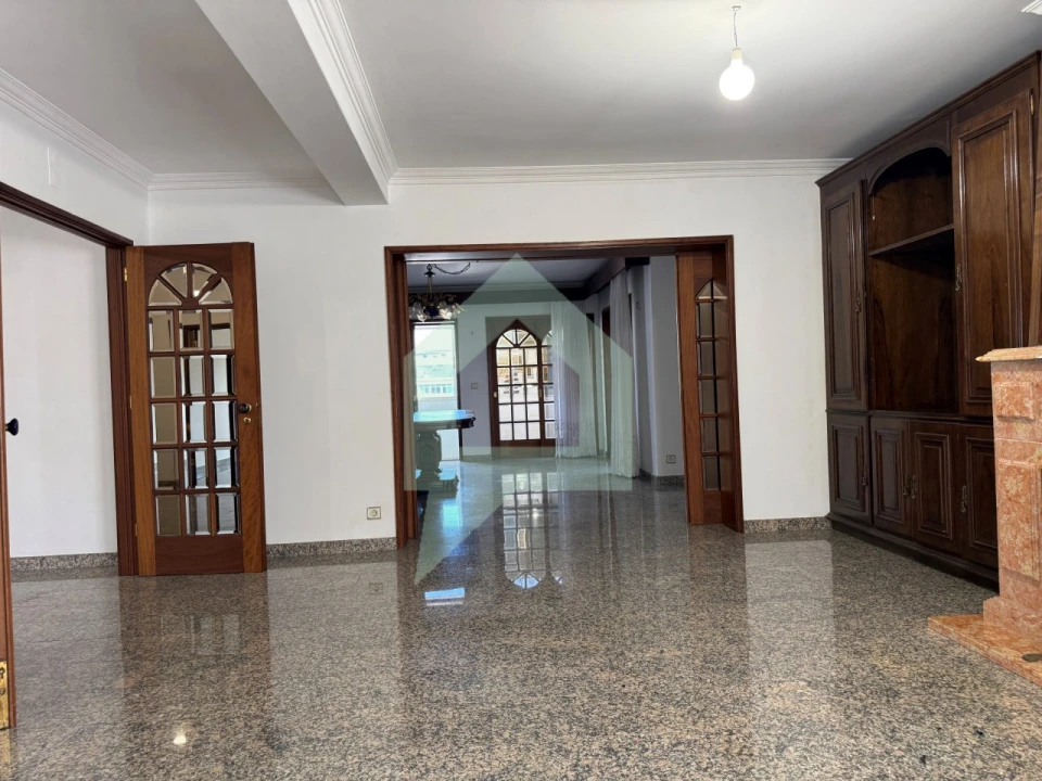 Apartamento T3 para Venda em Póvoa de Varzim, Beiriz e Argivai Foto 1