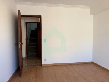 Apartamento T3 para Venda em Póvoa de Varzim, Beiriz e Argivai