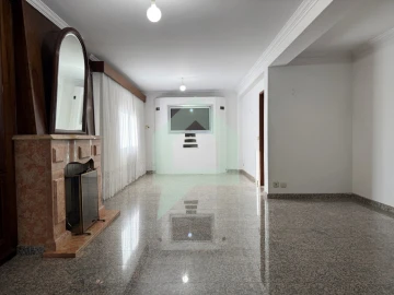 Apartamento T3 para Venda em Póvoa de Varzim, Beiriz e Argivai