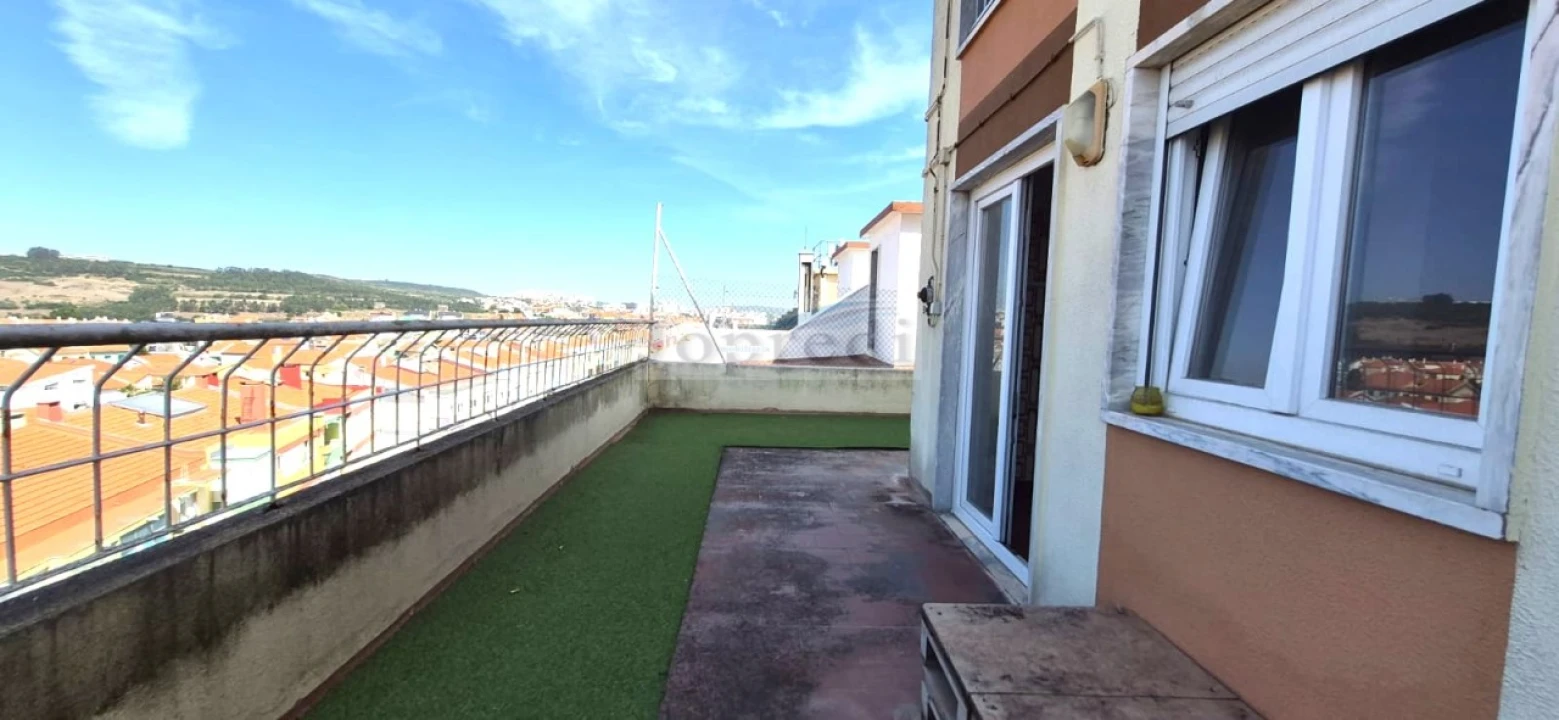 Apartamento T2 para Venda em Carnaxide e Queijas Foto 4