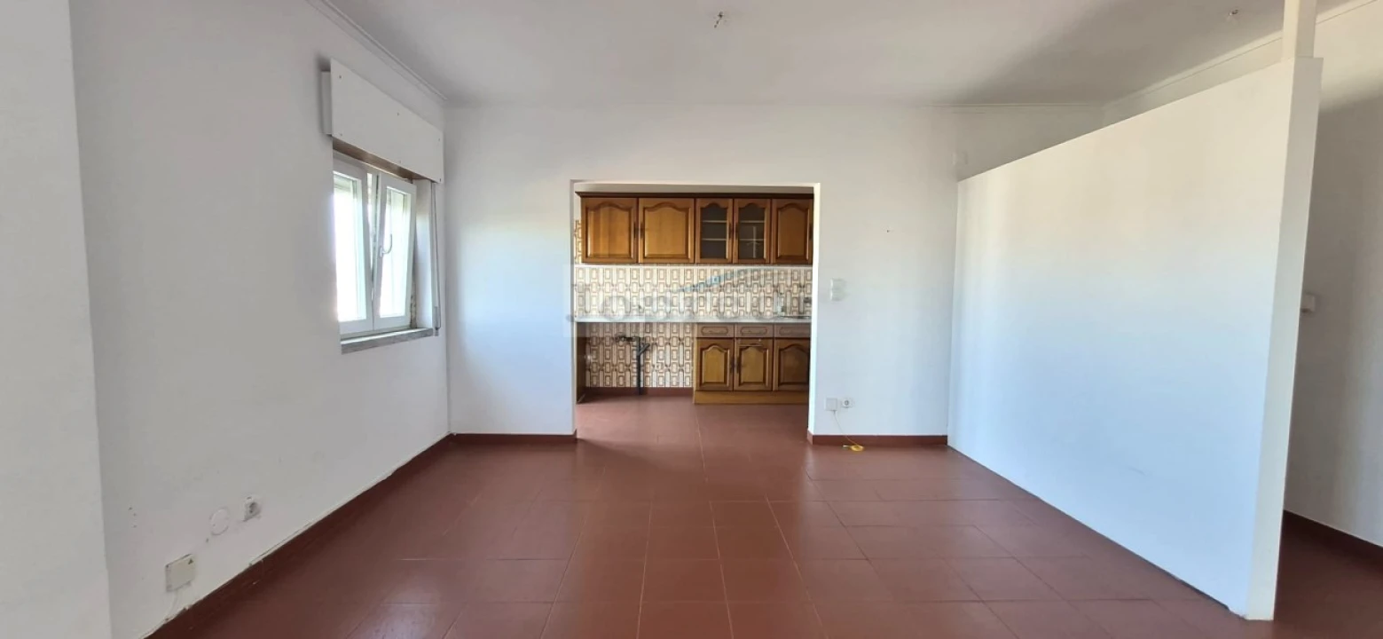 Apartamento T2 para Venda em Carnaxide e Queijas Foto 5