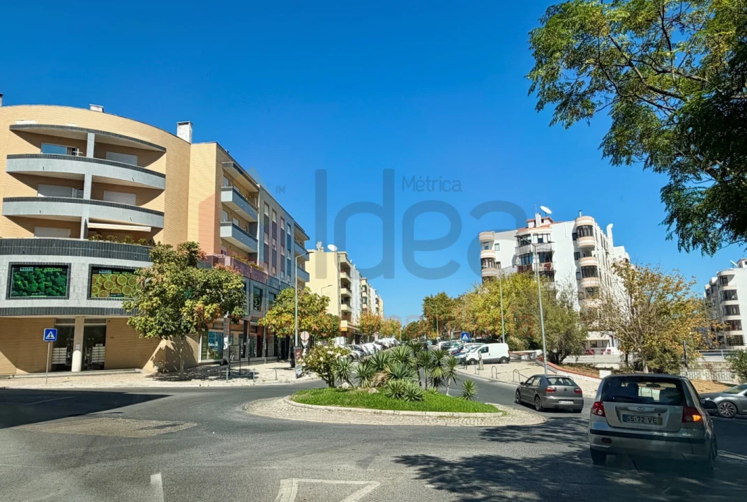 Apartamento T2 para Venda em Laranjeiro e Feijó Foto 30