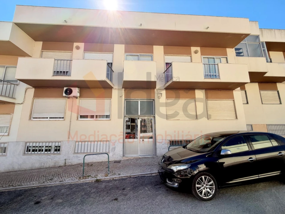 Apartamento T2 para Venda em Laranjeiro e Feijó Foto 28