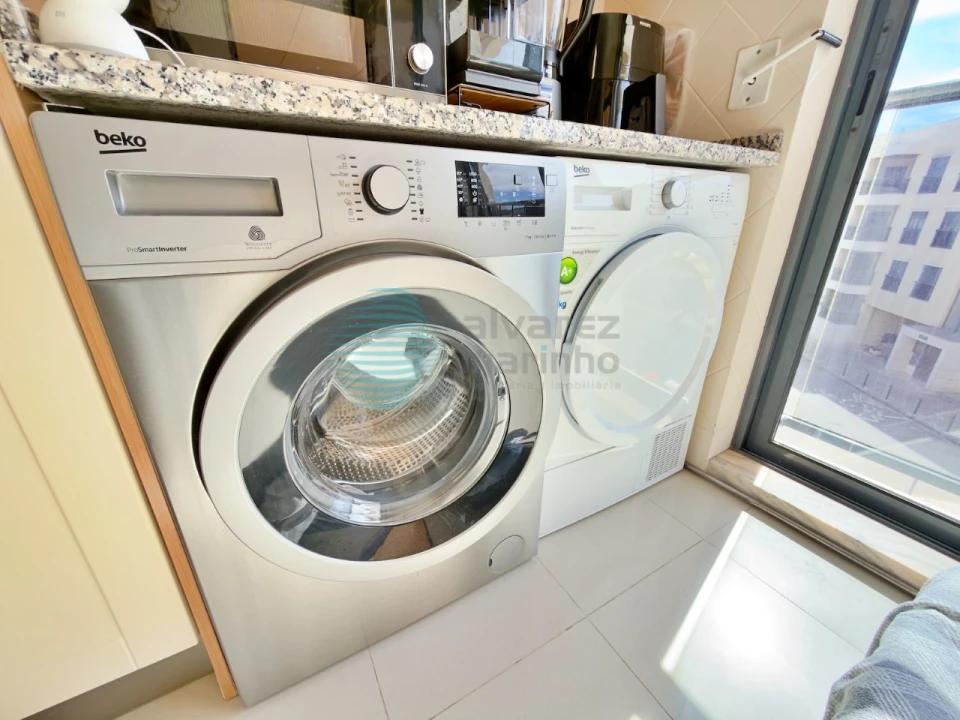 Apartamento T2 para Venda em Santa Maria, São Pedro e Matacães Foto 28