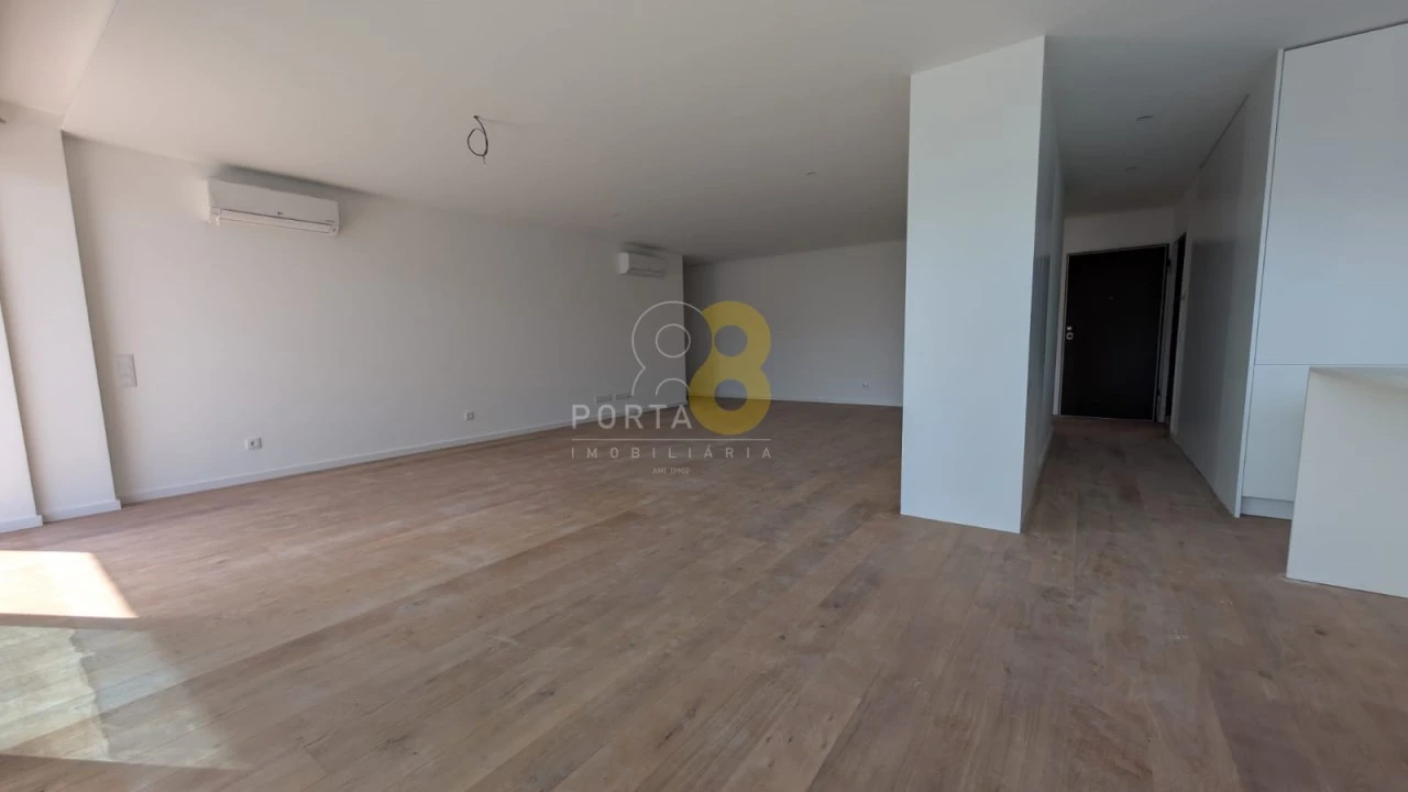 Apartamento T4 para Venda em Matosinhos e Leça da Palmeira Foto 10