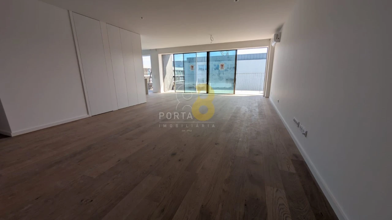 Apartamento T4 para Venda em Matosinhos e Leça da Palmeira Foto 17