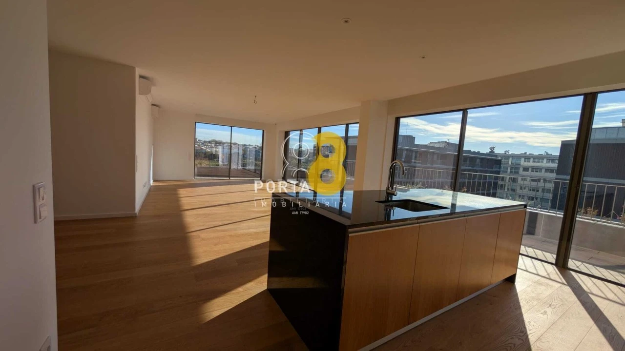 Apartamento T4 para Venda em Matosinhos e Leça da Palmeira Foto 9