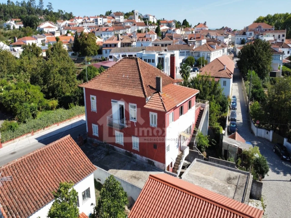 Moradia T6 para Venda em Figueiró dos Vinhos e Bairradas Foto 1