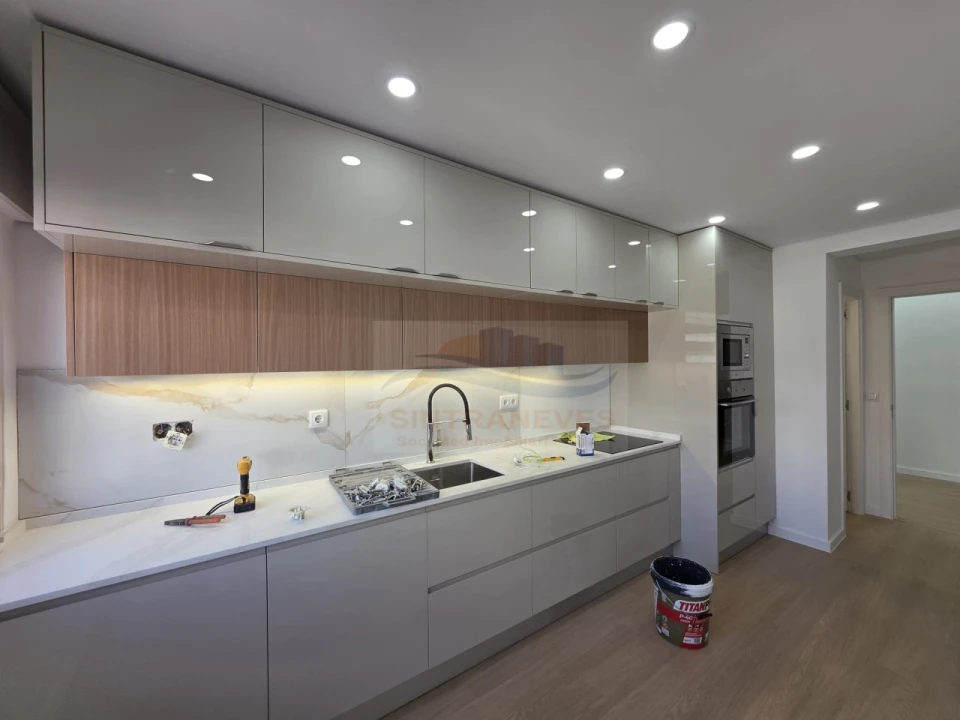 Apartamento T2 para Venda em Venteira Foto 1