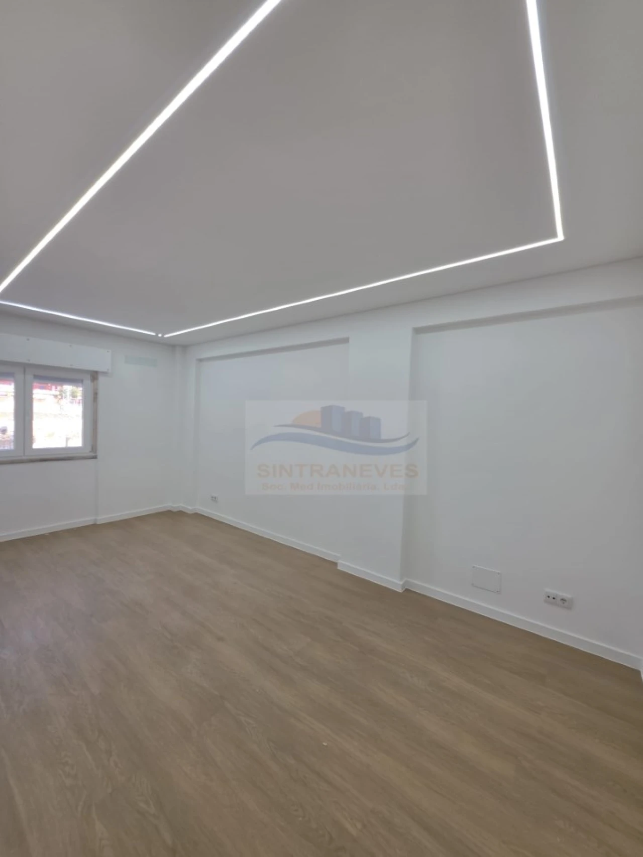 Apartamento T2 para Venda em Venteira Foto 13