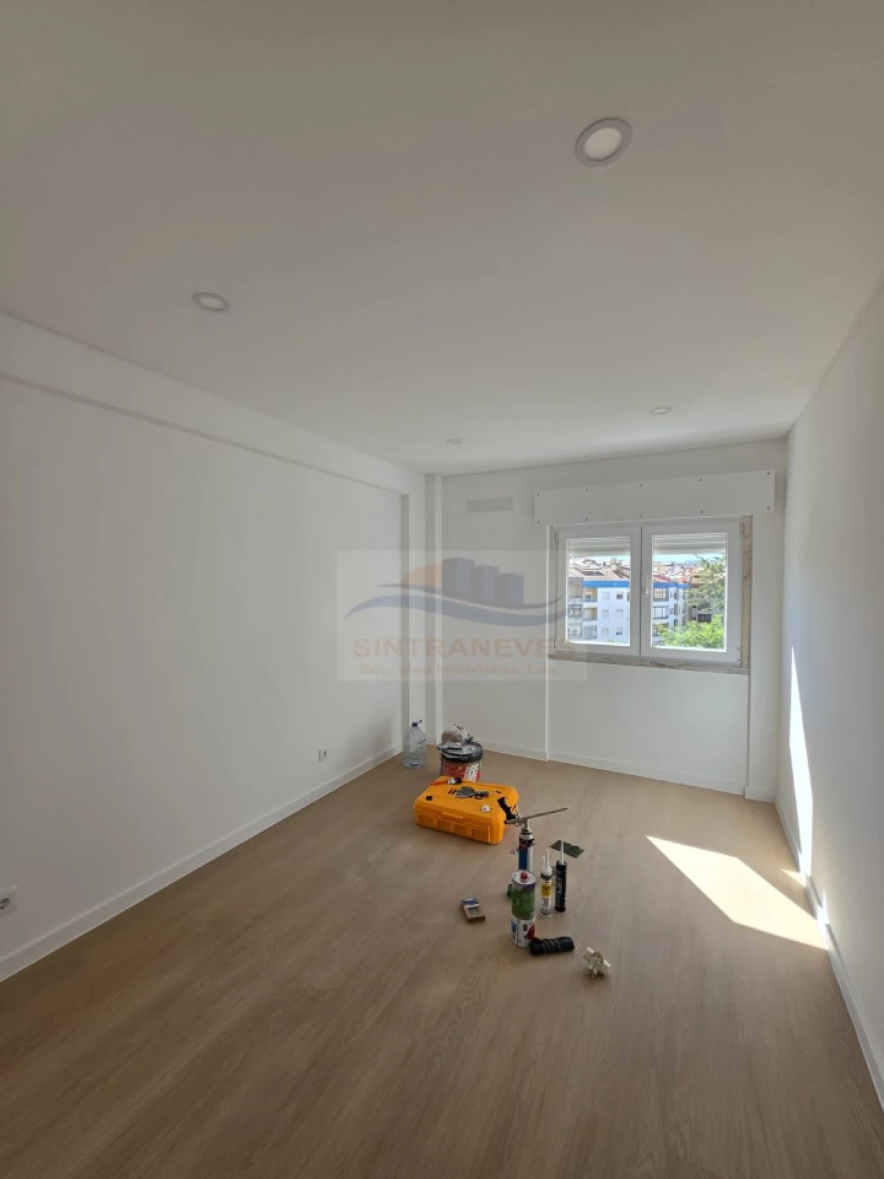 Apartamento T2 para Venda em Venteira Foto 14