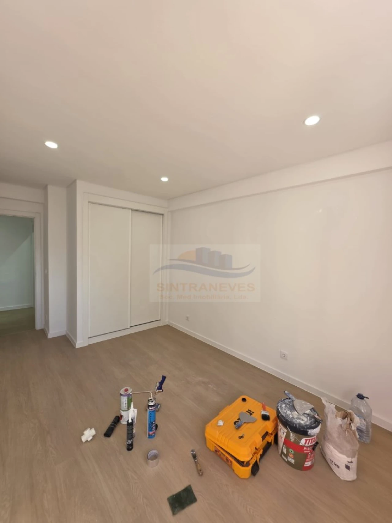 Apartamento T2 para Venda em Venteira Foto 15