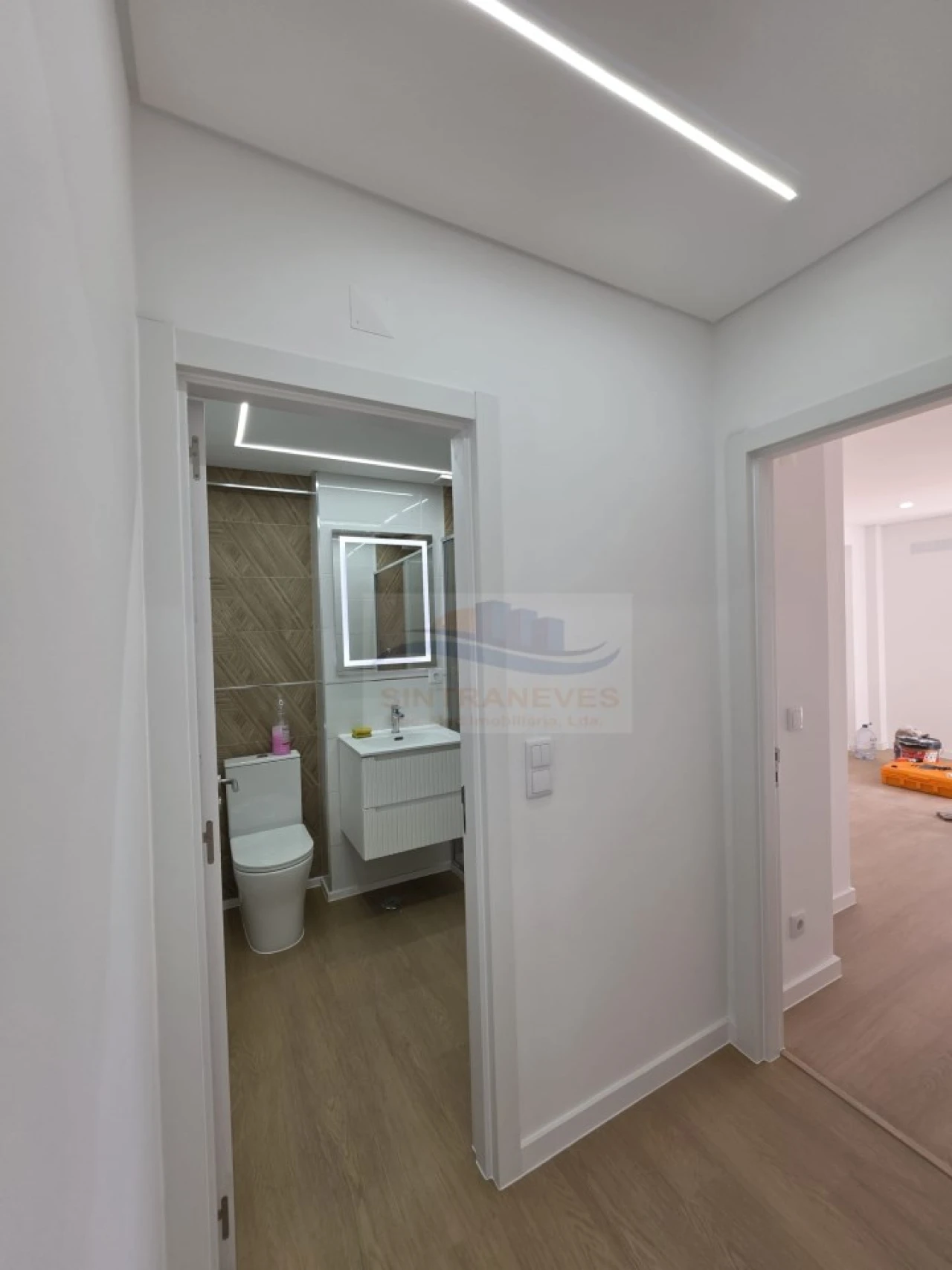 Apartamento T2 para Venda em Venteira Foto 17