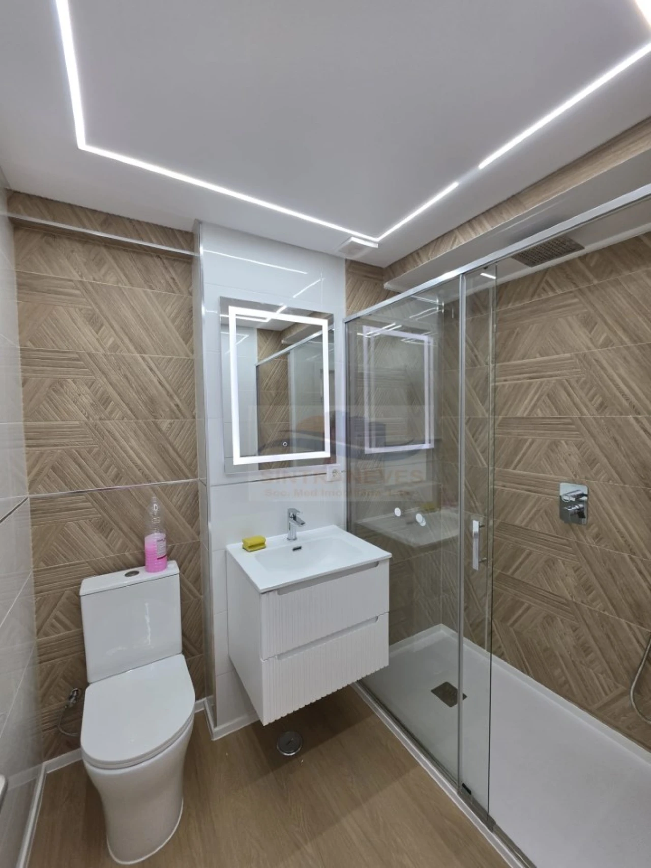 Apartamento T2 para Venda em Venteira Foto 18