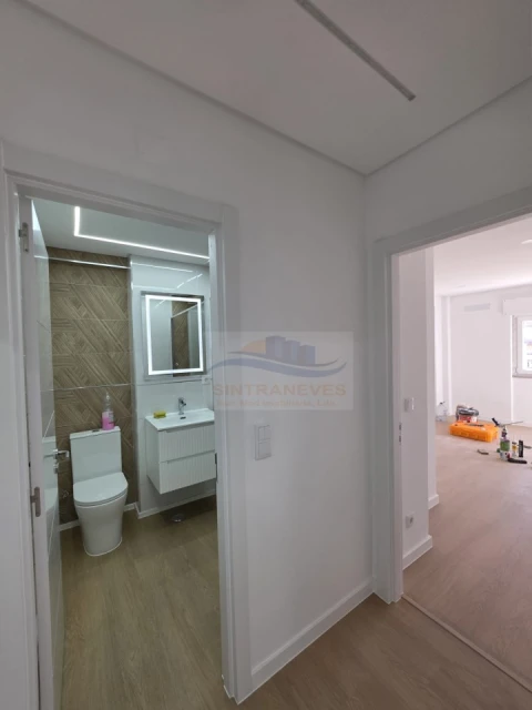 Apartamento T2 para Venda em Venteira