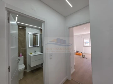 Apartamento T2 para Venda em Venteira