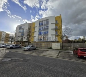 Apartamento T3 para Venda em Vialonga