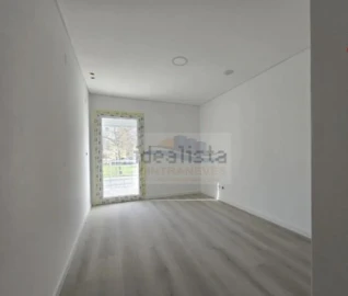 Apartamento T3 para Venda em Vialonga