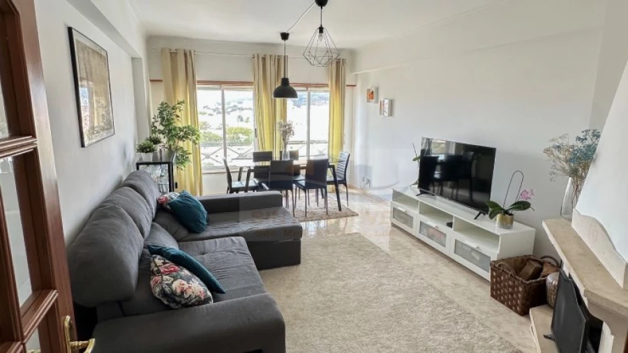 Apartamento T3 para Venda em Algueirão-Mem Martins
