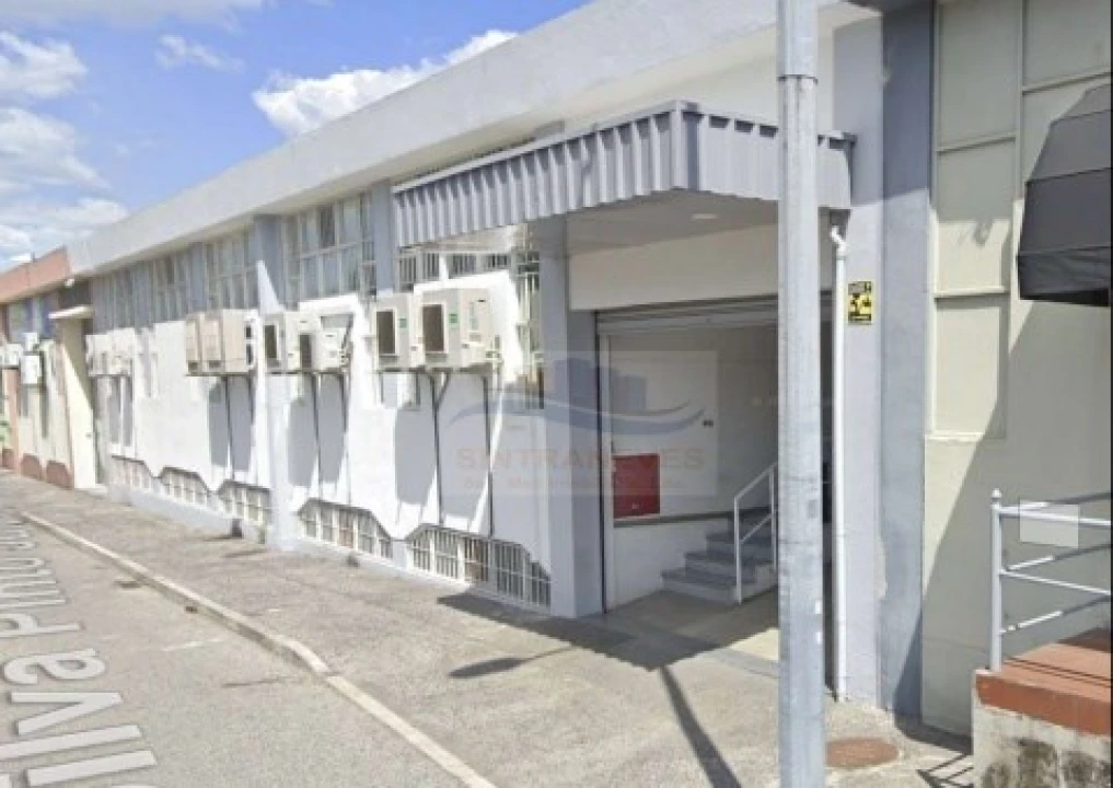Armazém para Venda em Santa Iria de Azoia, São João da Talha e Bobadela Foto 2