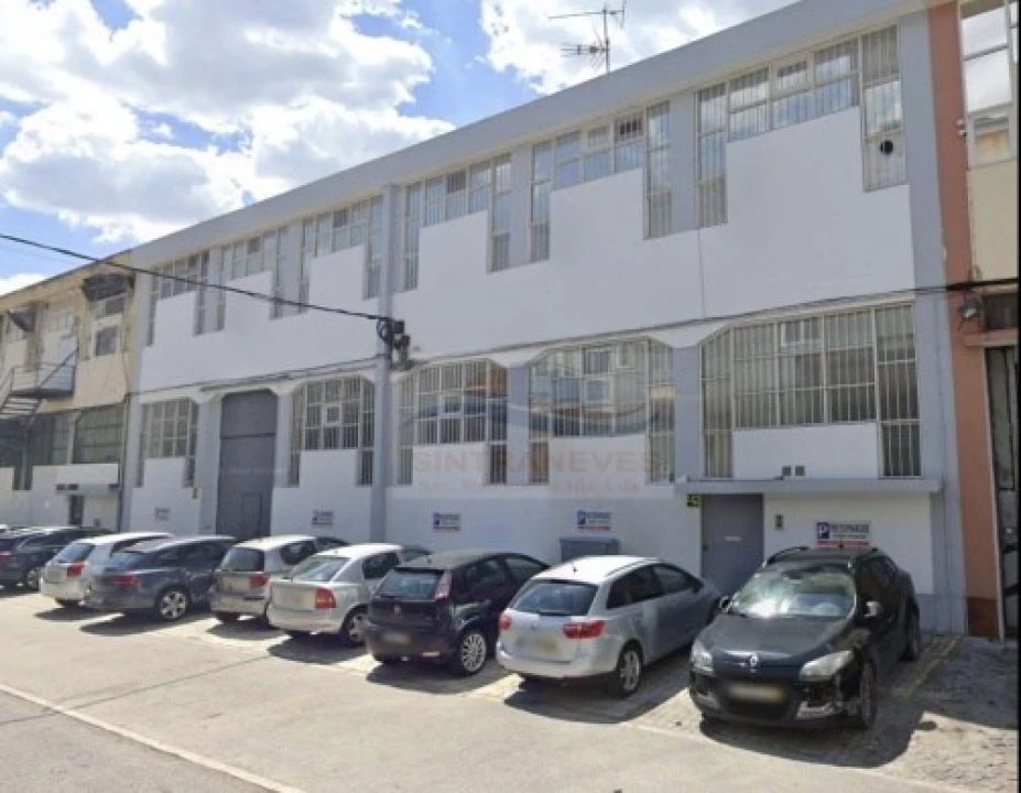 Armazém para Venda em Santa Iria de Azoia, São João da Talha e Bobadela Foto 3