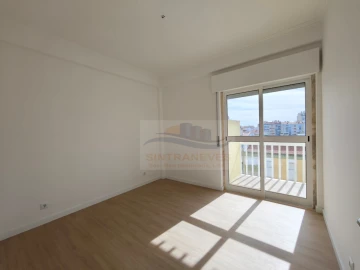 Apartamento T3 para Venda em Mina de Água
