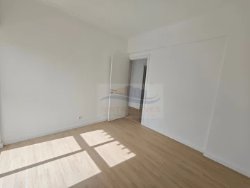 Apartamento T3 para Venda em Mina de Água