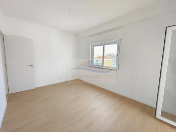 Apartamento T3 para Venda em Mina de Água