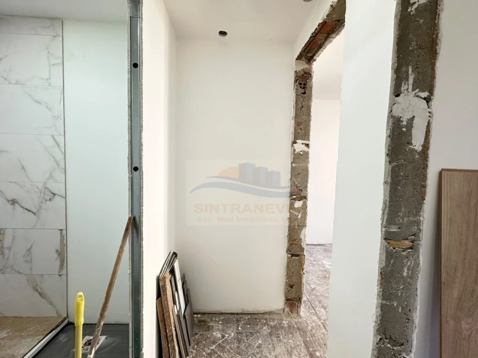 Apartamento T3 para Venda em Mina de Água Foto 9