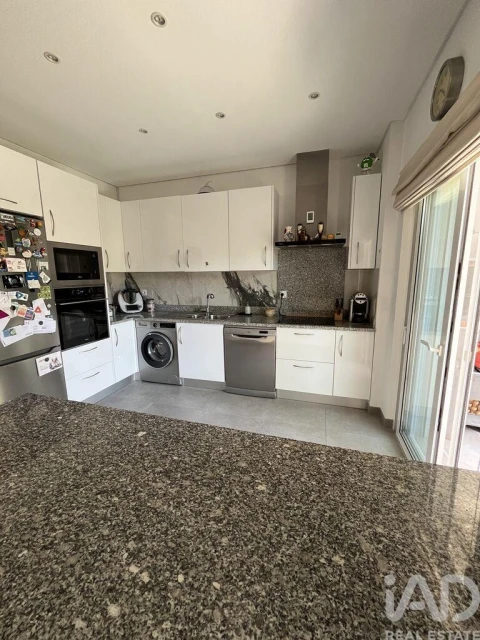 Apartamento T2 para Venda em Loule (São Sebastião)
