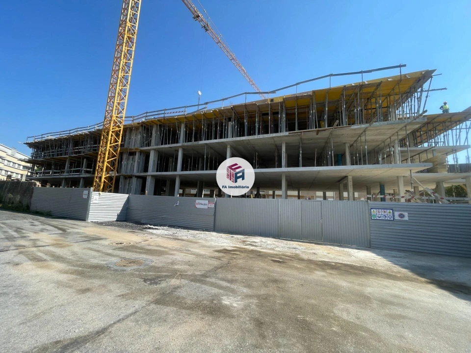 Apartamento T1 para Venda em Ramalde Foto 1