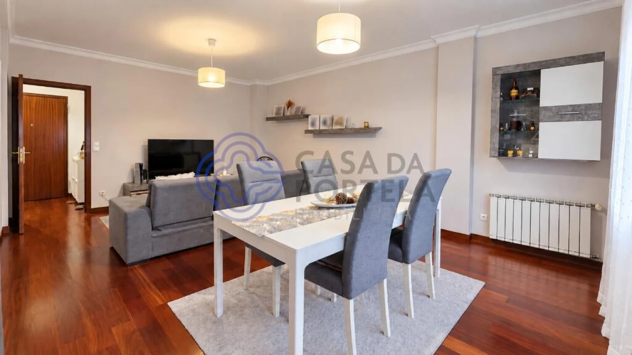 Apartamento T2 para Venda em Valongo Foto 2