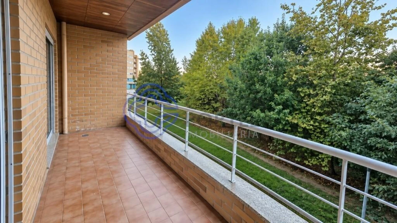 Apartamento T2 para Venda em Valongo Foto 9