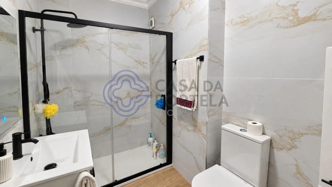 Apartamento T2 para Venda em Valongo Foto 10